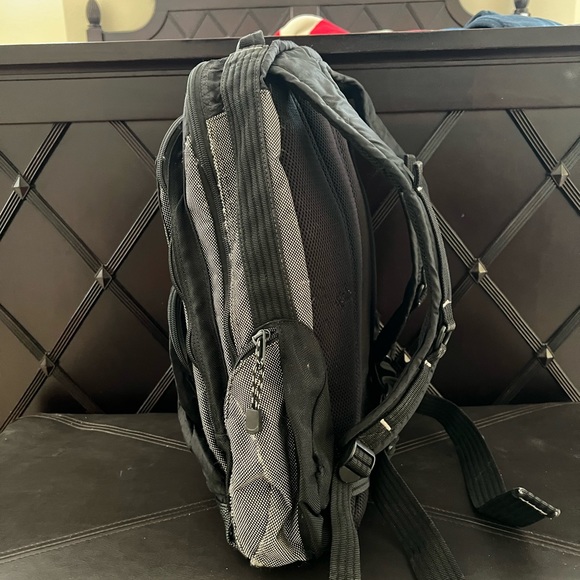 Targus Backpack - Picture 2 of 6